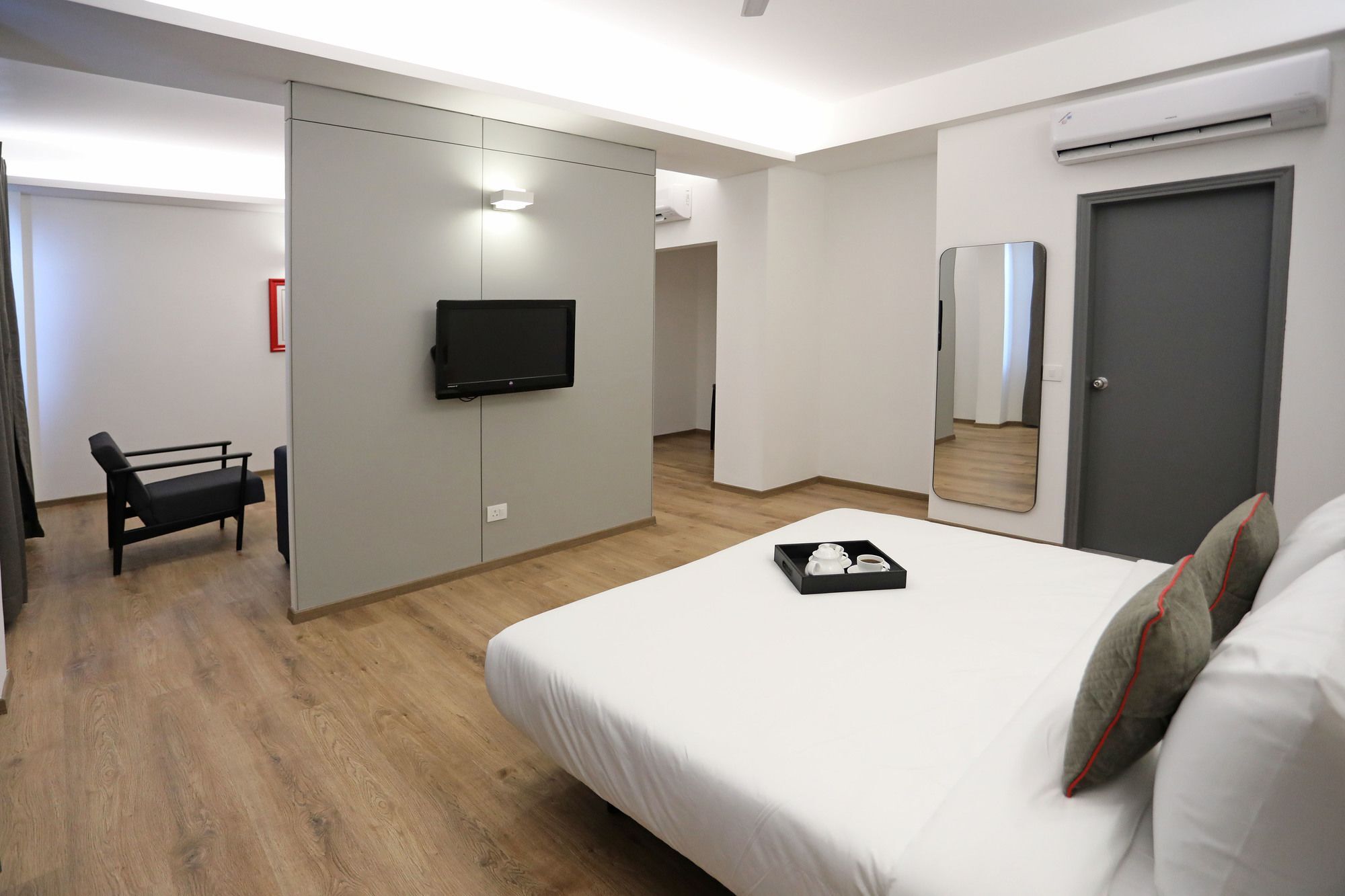 Hotel Oyo Townhouse 027 Sector 15 Gurgaon Esterno foto